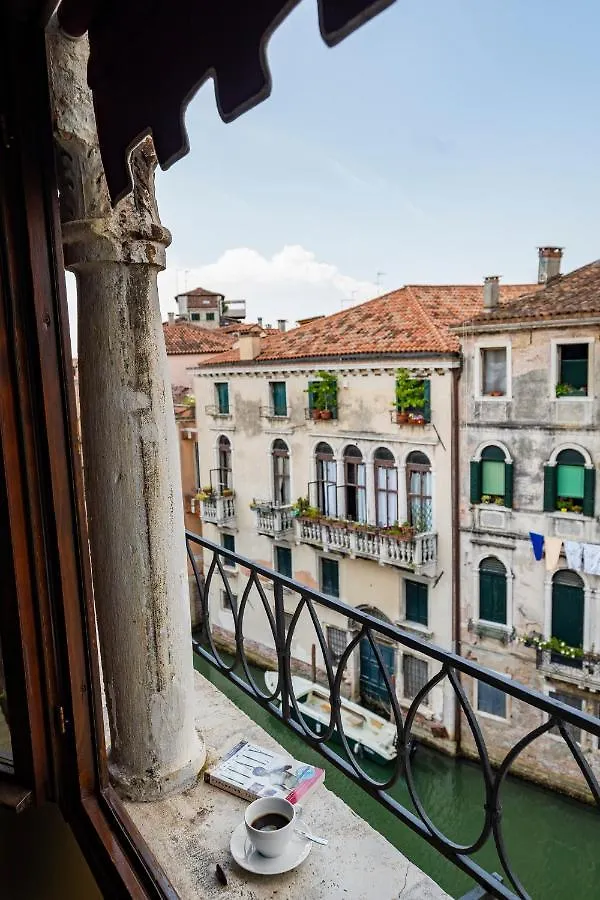 Apartment Palazzo Schiavoni Residenza D'Epoca & Suite-Apartments Venice