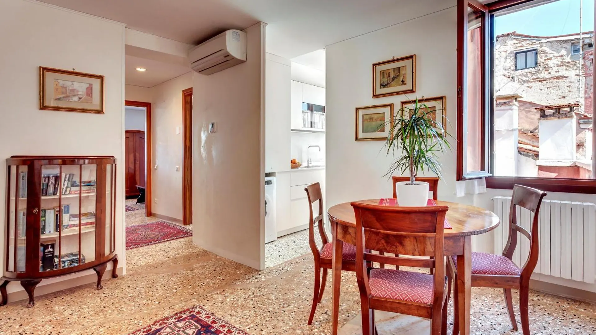 Palazzo Schiavoni Residenza D'Epoca & Suite-Apartments Venice Apartment