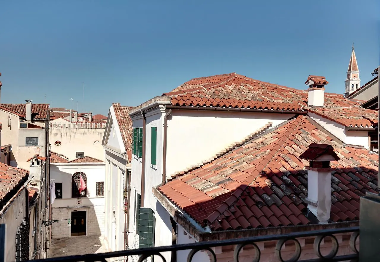 Palazzo Schiavoni Residenza D'Epoca & Suite-Apartments Venice 0*,  Italy