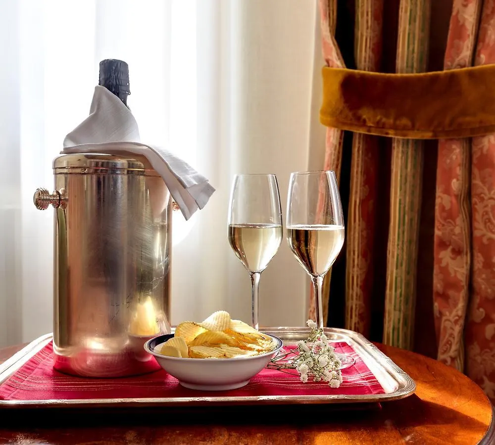Palazzo Schiavoni Residenza D'Epoca & Suite-Apartments Venice Italy