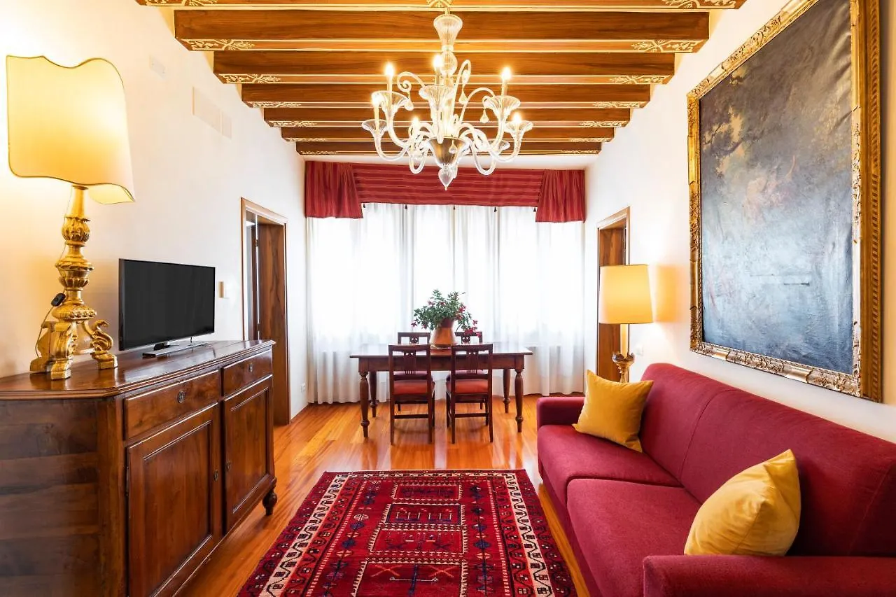 Palazzo Schiavoni Residenza D'Epoca & Suite-Apartments Venecia