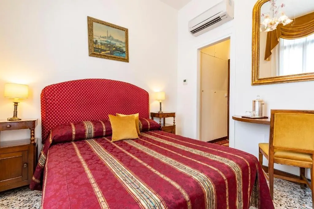 Palazzo Schiavoni Residenza D'Epoca & Suite-Apartments Venecia