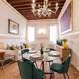 Ca' Malipiero Apartment