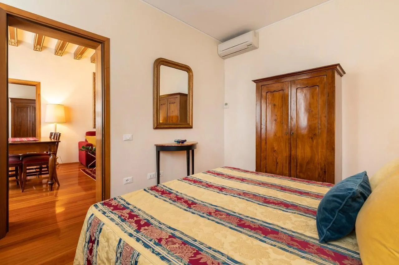 Palazzo Schiavoni Residenza D'Epoca & Suite-Apartments Wenecja Apartament