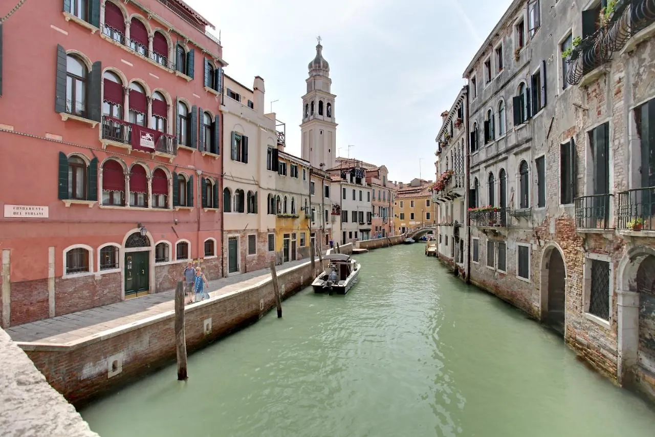 Palazzo Schiavoni Residenza D'Epoca & Suite-Apartments Venice