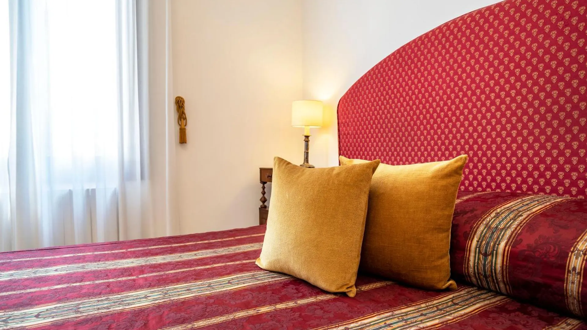Palazzo Schiavoni Residenza D'Epoca & Suite-Apartments Wenecja